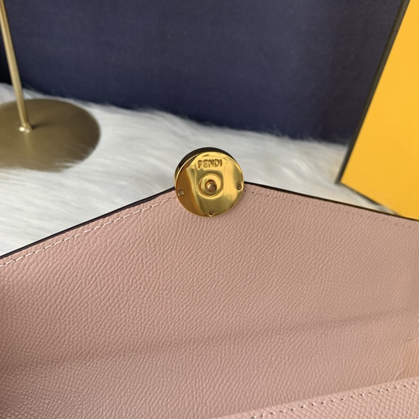 超激安ブランド財布偽物素材ディテール